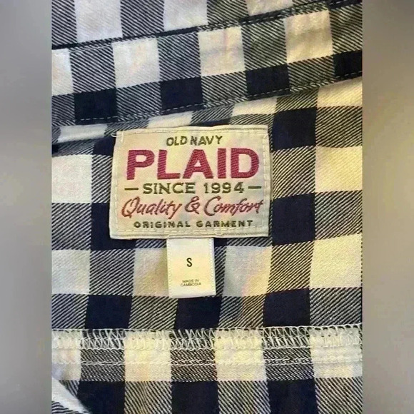 Set of 2 Old Navy Women’s 100% Cotton Plaid Flannel Long Sleeve Shirts Small‎ - Picture 15 of 16